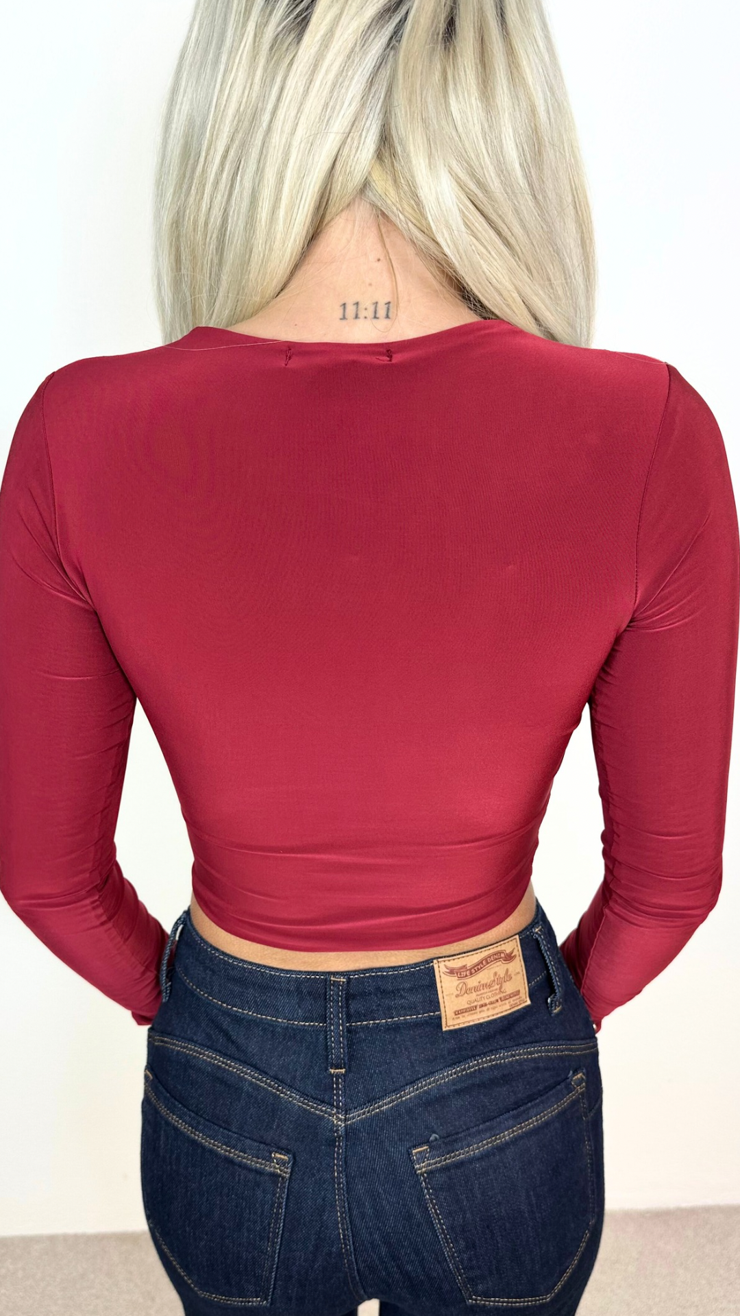 Dakota - Long Sleeve Twist Front Crop Burgundy