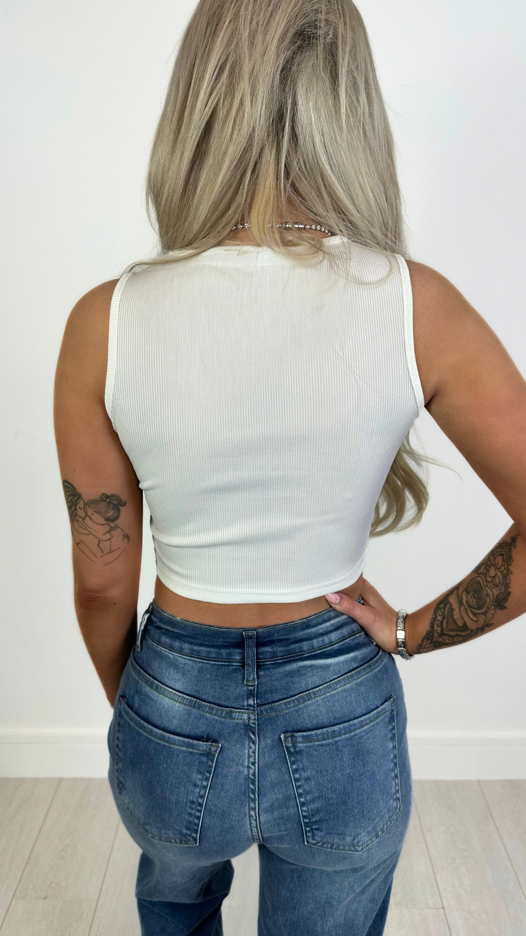 Ava - Ribbed Bow Crop Cream