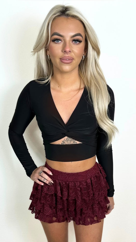Bobbi - Ruffle Lace Skort Wine