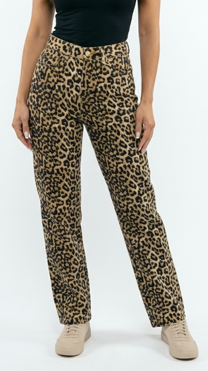 Sara - Leopard Print Raw Hem Straight Leg Jeans