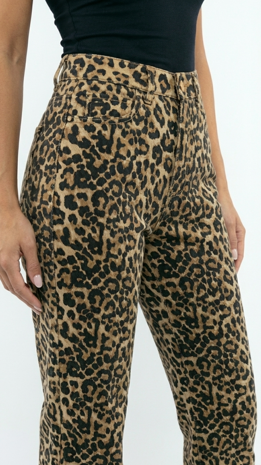 Sara - Leopard Print Raw Hem Straight Leg Jeans